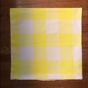 3/$20 - 💐Spring🌺 19x19 Yellow & White Plaid Pillow Cover